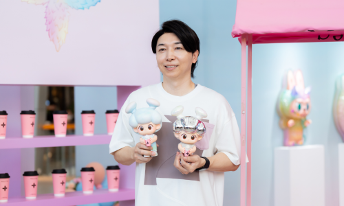 茉莉奶白「小茉莉」IP首入潮玩界 携手大久保亮相曼谷TTE展 茉莉奶白「小茉莉」IP首入潮玩界 携手大久保亮相曼谷TTE展